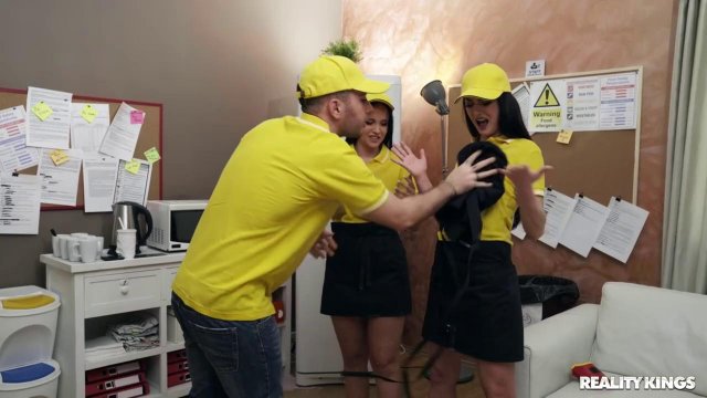 Превью Шикарные брюнетки в жмж сексе получили свои порции яркого оргазма № 35573