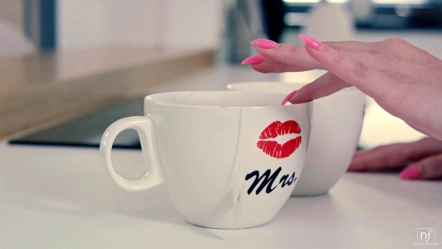 Превью Секретарша трахалась с новым сотрудником в его личном кабинете № 35614