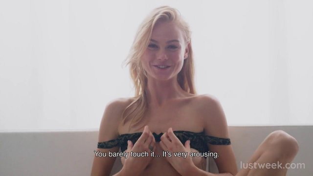 Превью Красотка со связанными руками сосет большой член и трахается раком № 35743