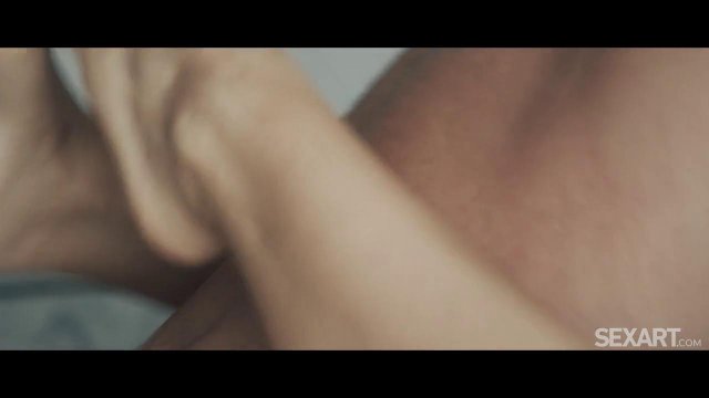 Превью Красиво ебет жену с сочной попкой перед работой № 36501