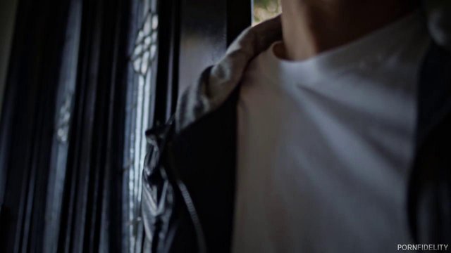 Превью Выебал грудастую любовницу в душе со страстью № 36687