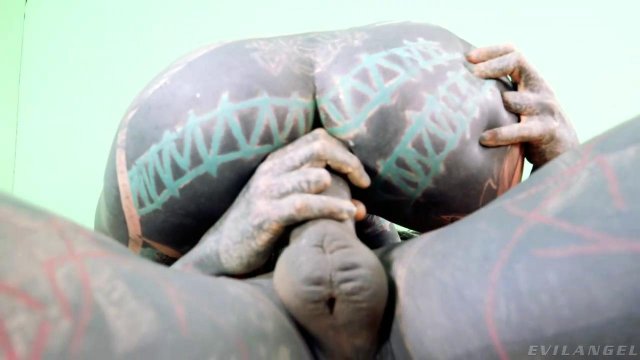 Превью Неформальная парочка занялась анальным сексом № 39610