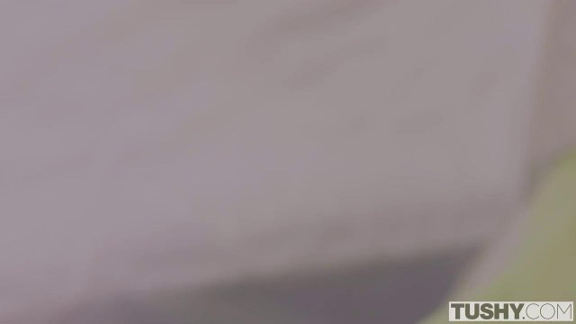 Превью Студентка не стала отказывать опытному мужчине в анальном сексе № 39706