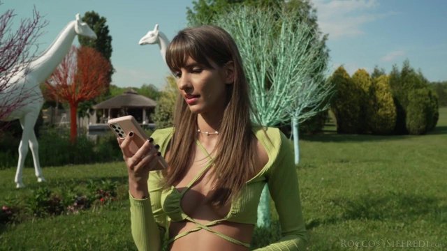 Превью Грубый секс у озера с ненасытной давалкой № 42207