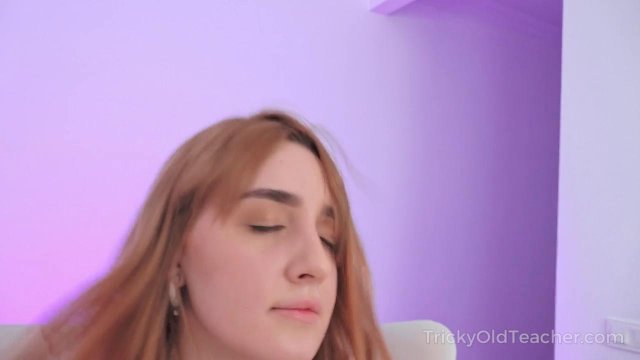 Превью Рыжая девка дала старому мужчине ради оценки № 42439