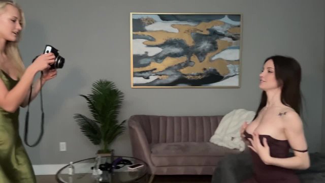 Превью Проверка новых лесбийских игрушек № 45486